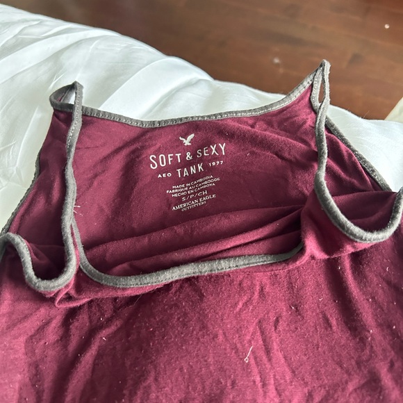 AE Long tanktop - Picture 2 of 2